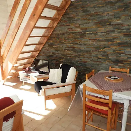 La Cabane Aux Ecureuils Font-Romeu-Odeillo-Via