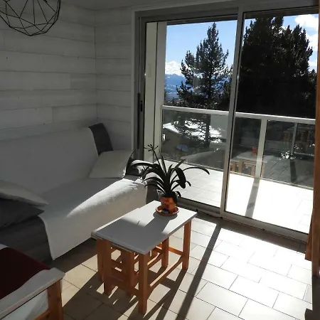La Cabane Aux Ecureuils Font-Romeu-Odeillo-Via